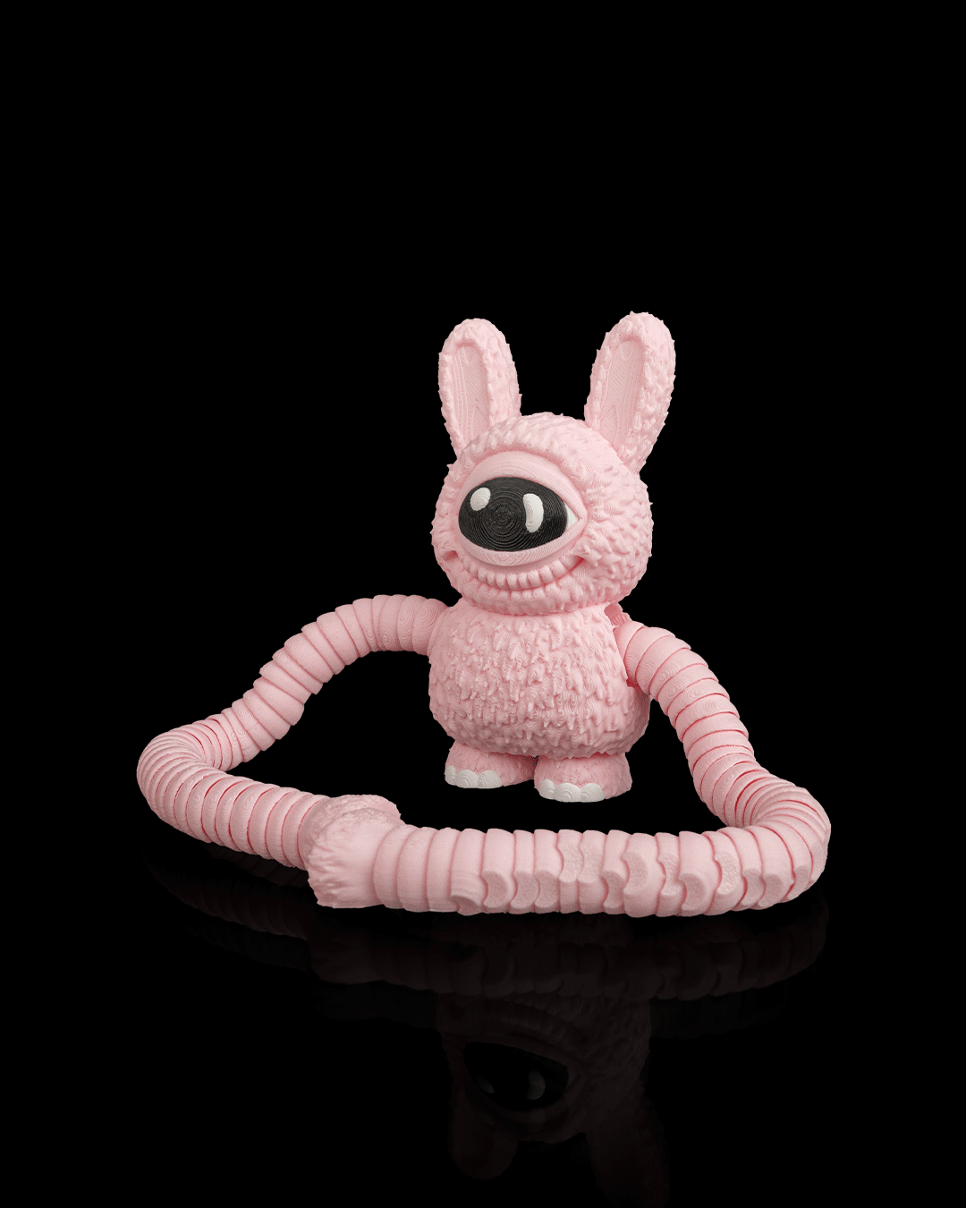 Floop — One-Eyed Rabbit Monster Articulated Fidget Keychain / Statuette