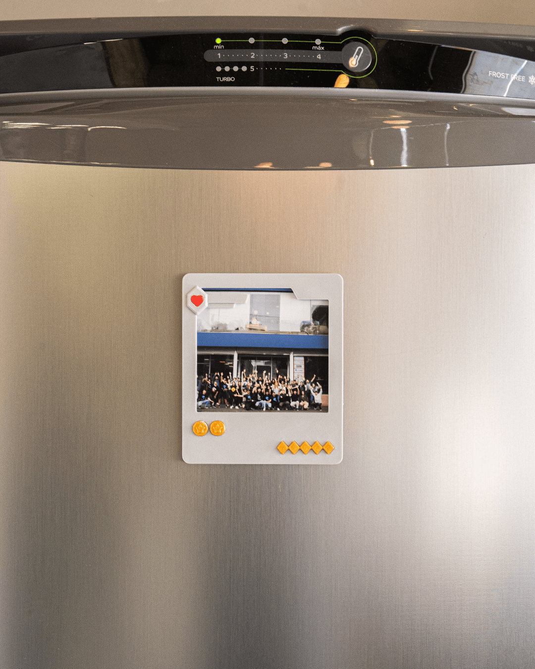 Game Card — Magnetic Photo Frame