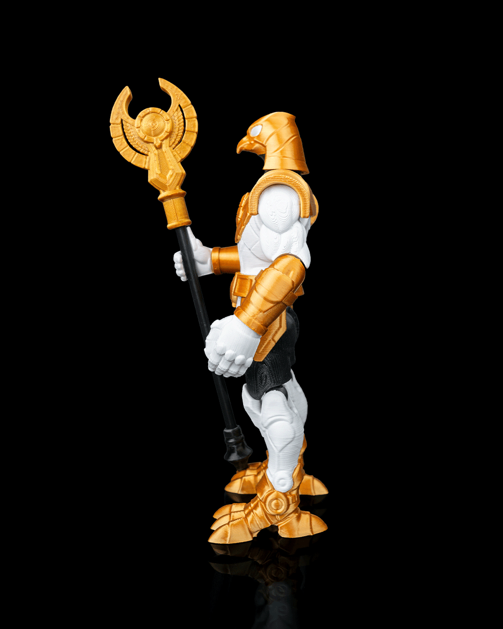 Articulated Mecha Sky Horus God Figure — Sci-Fi Egyptian Deity Collectible (18cm)