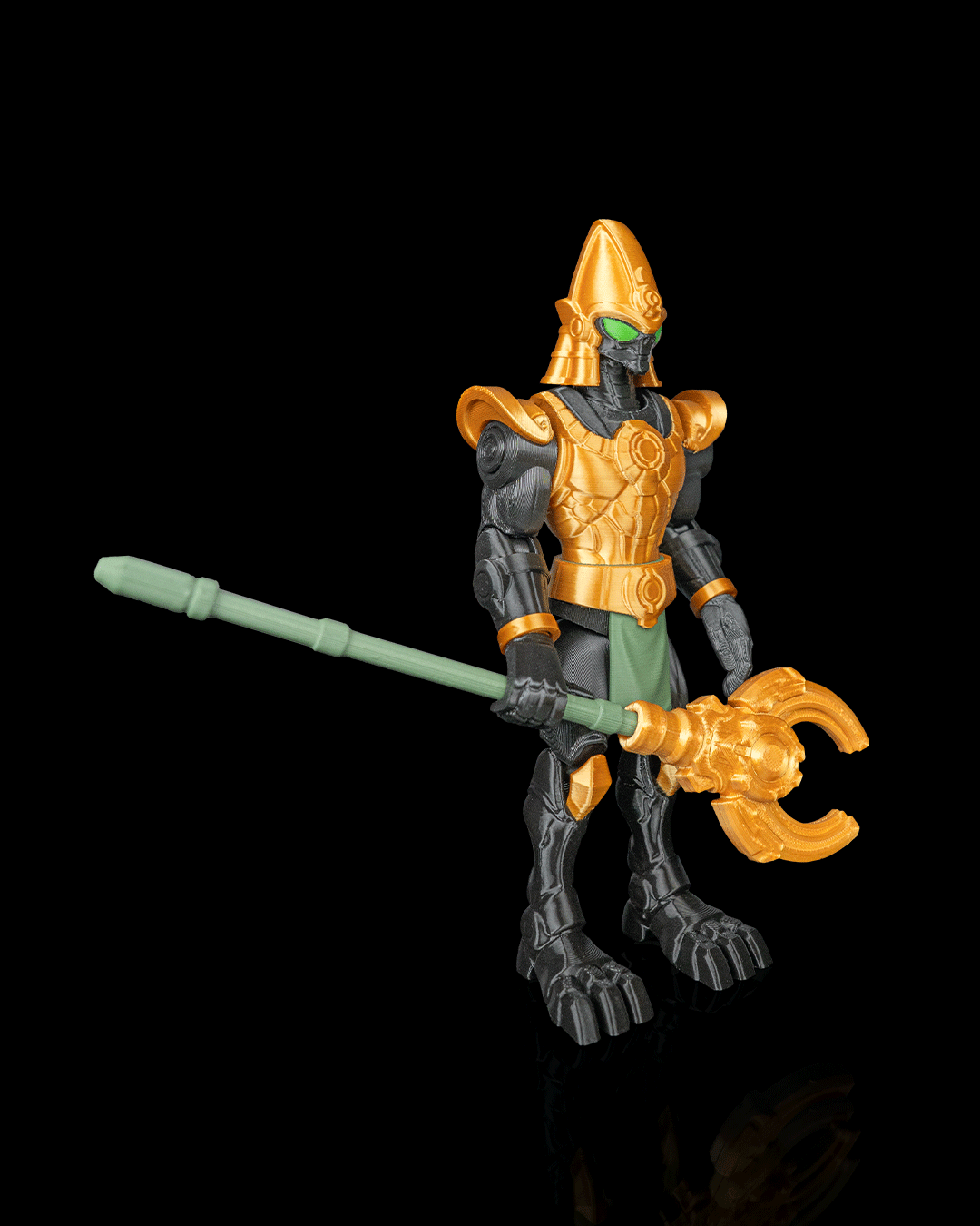 Articulated Mecha Resurrection Osiris God Figure — Sci-Fi Egyptian Deity Collectible (20cm)