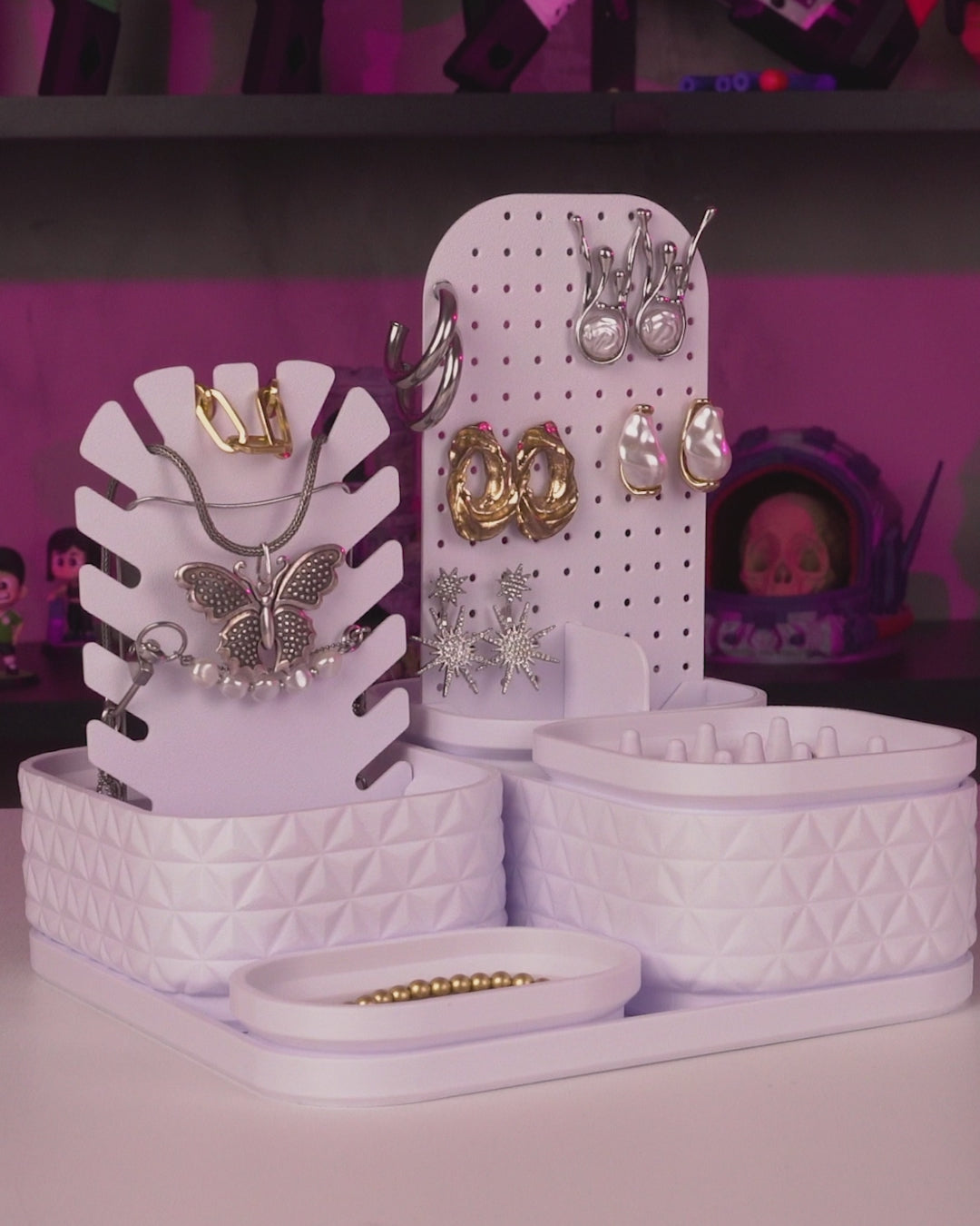 Thread Treasure — Jewelry Organizer / Makeup Organizer